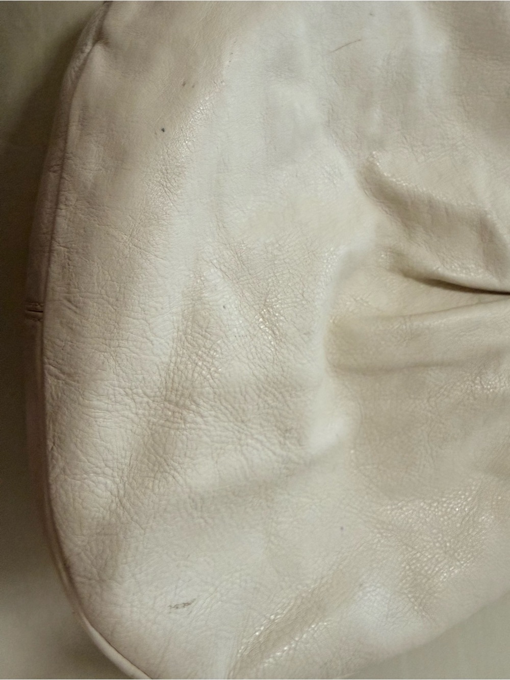 Marc by Marc Jacobs White Leather Hobo with Black Crossbody and Hand Straps! - Picture 7 of 7